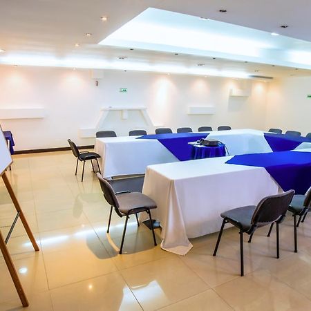 Aw Hotel Connect 33 Μπογκοτά Εξωτερικό φωτογραφία