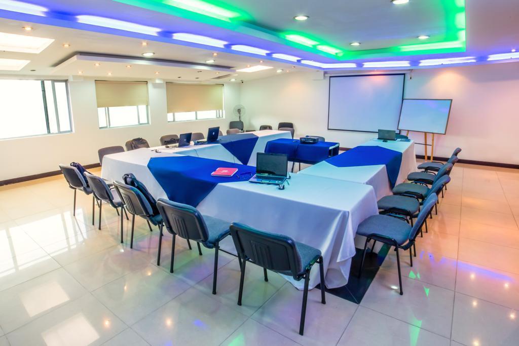 Aw Hotel Connect 33 Μπογκοτά Εξωτερικό φωτογραφία