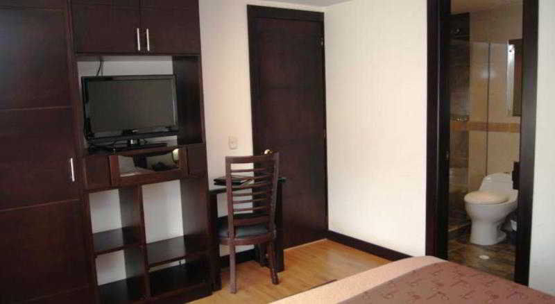 Aw Hotel Connect 33 Μπογκοτά Εξωτερικό φωτογραφία