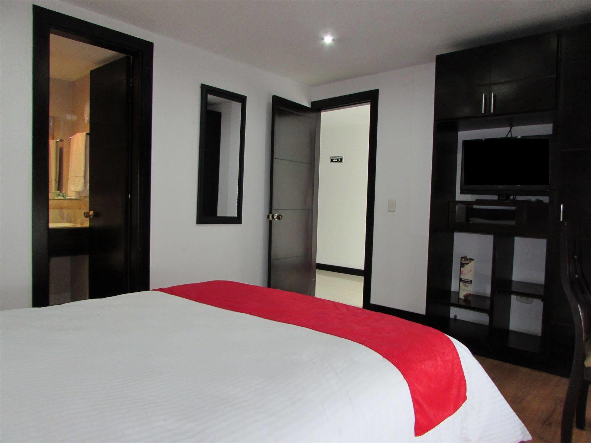 Aw Hotel Connect 33 Μπογκοτά Εξωτερικό φωτογραφία